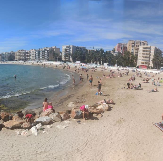 Appartamento Apartamento Vacacional Torrevieja Esterno foto